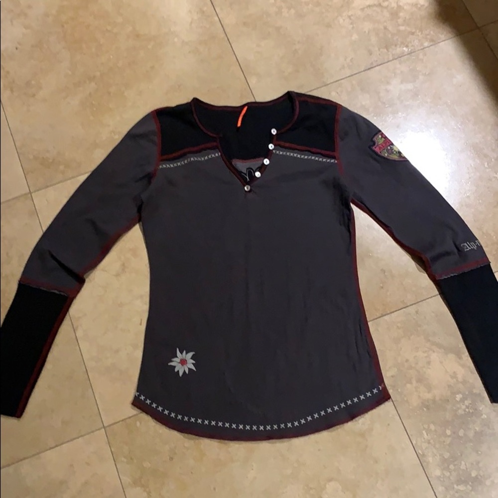 Alp n Rock Henley